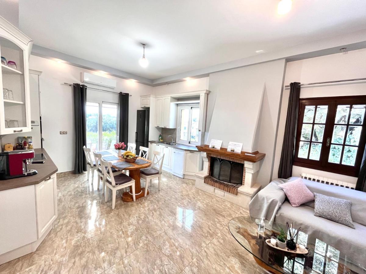Вілла Gkk House Private Swimming Pool Luxury House Skriperon Екстер'єр фото